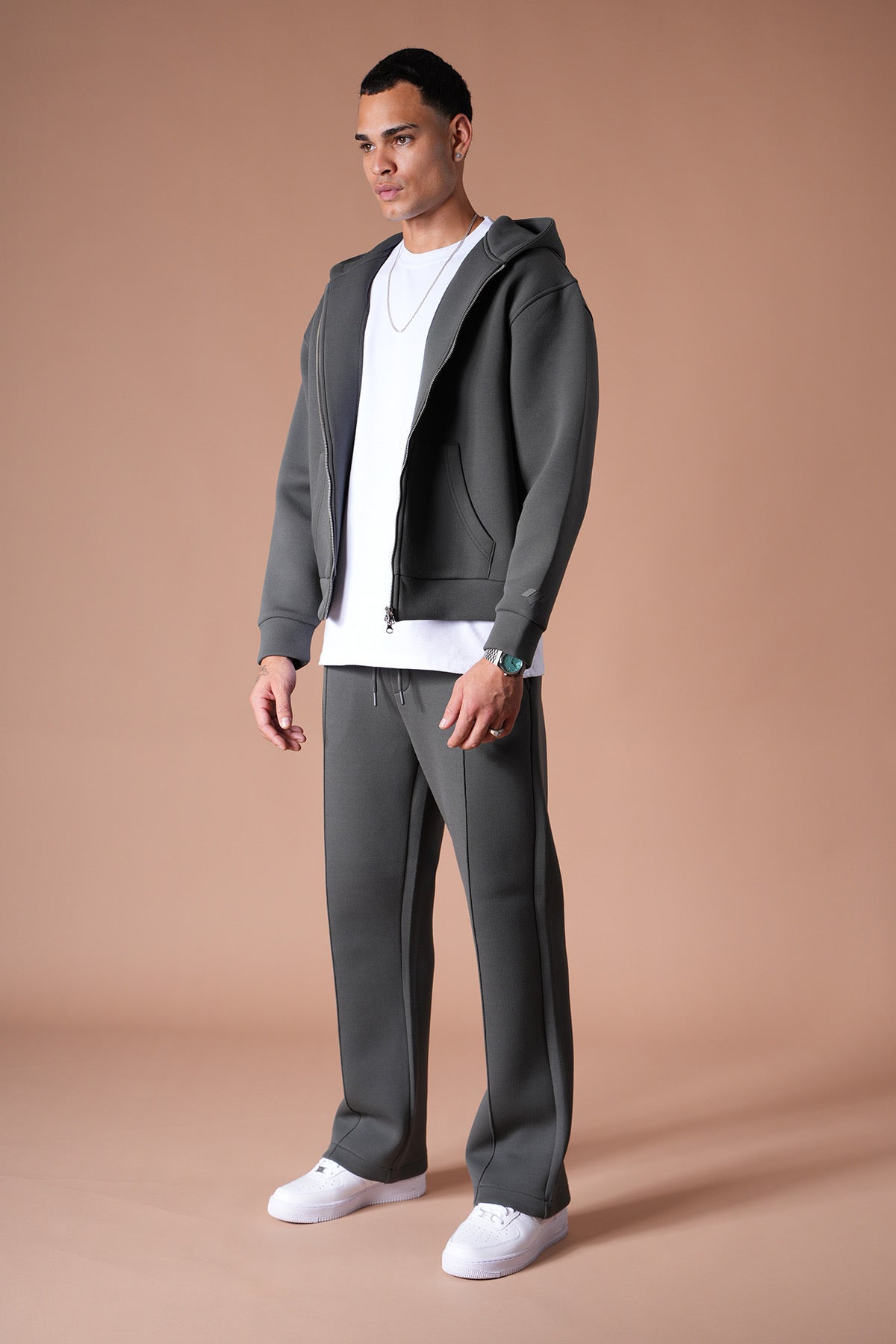 Ensemble Atlas – Anthracite