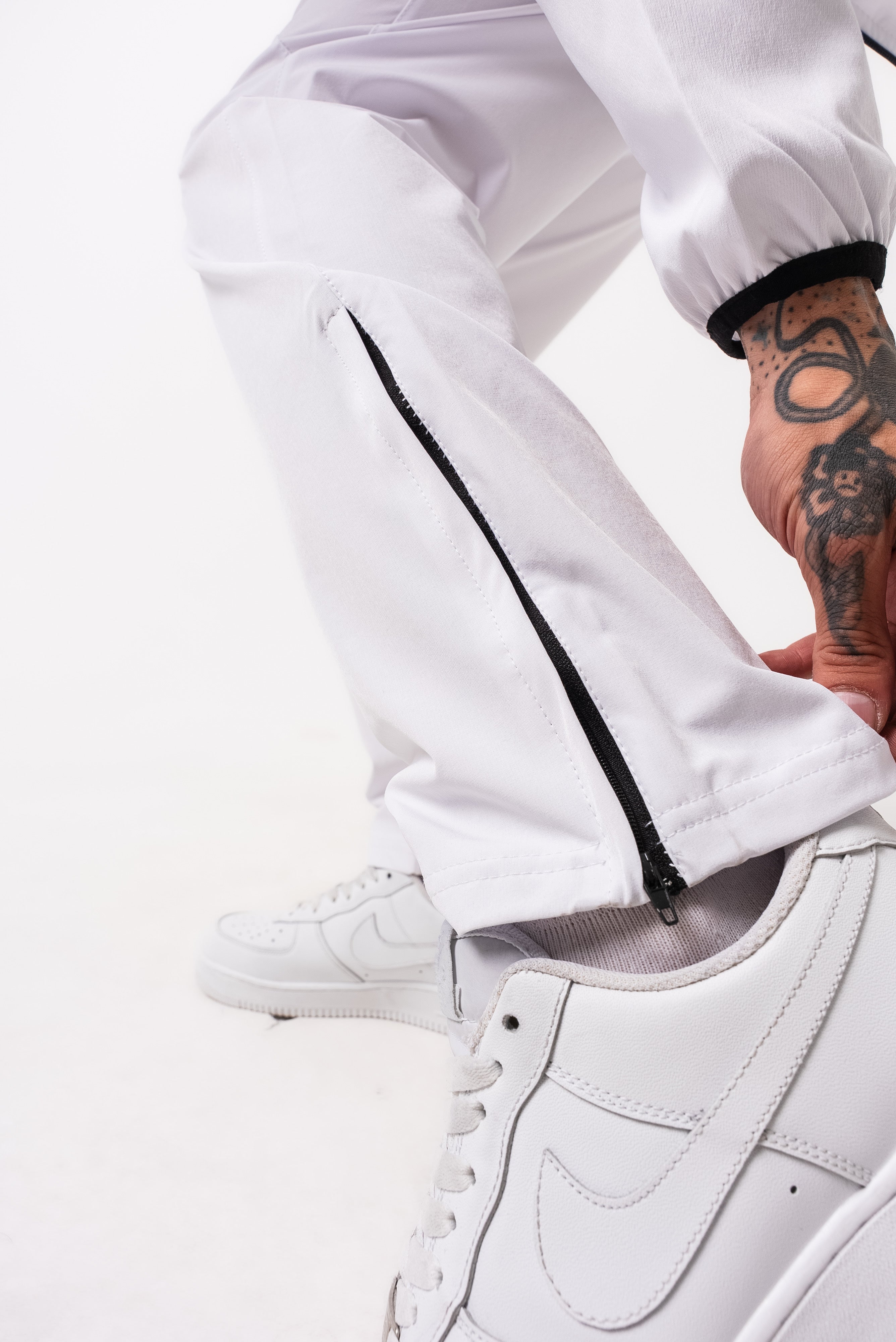 Ensemble White Motion